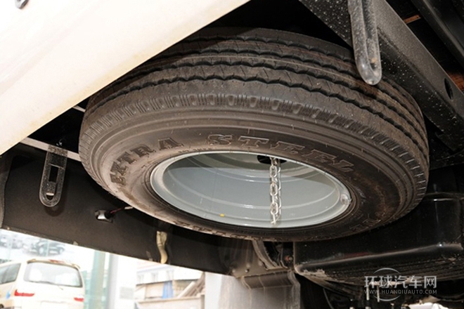 2010款 2.2L汽油高級版