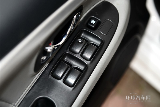 2014款 1.5L 手動風(fēng)采超值版