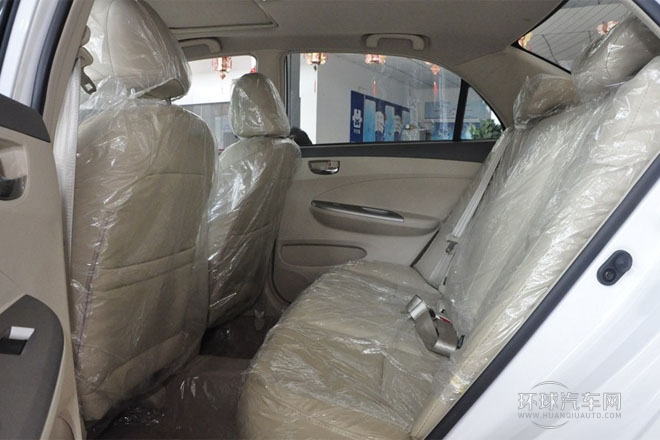 2012款 1.5L 手動舒適型