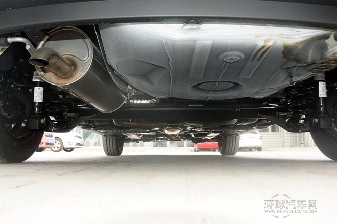 2014款 1.6L 手動(dòng)樂享版