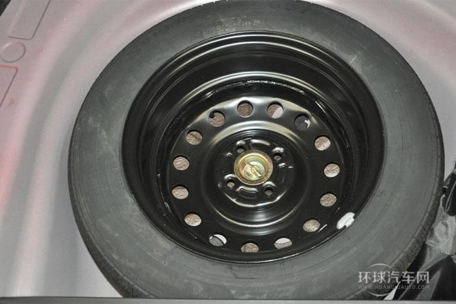 2012款 1.5L 手動舒適型