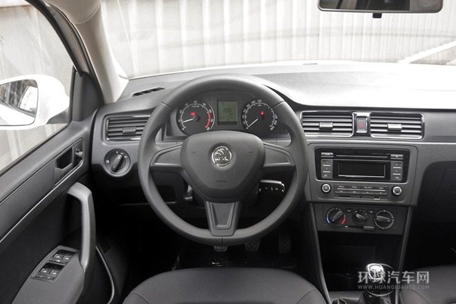 2014款 1.6L 手動(dòng)樂(lè)享版