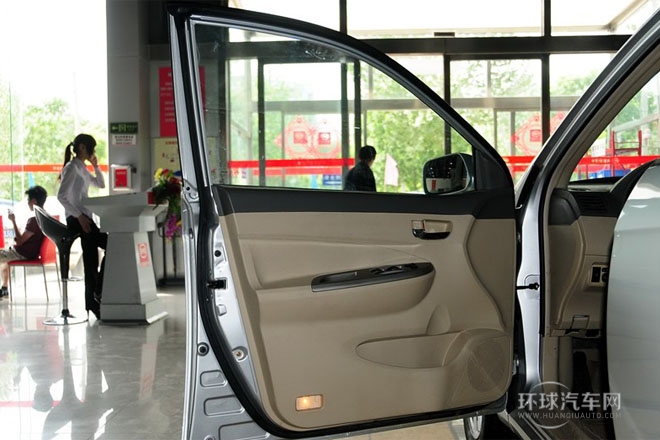 2012款 1.5L 手動尊貴型