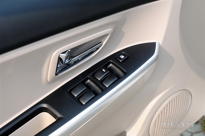 2014款 1.5L 手動旗艦版