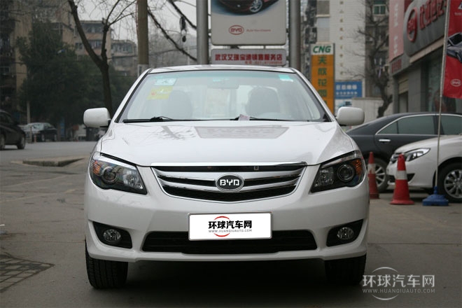 2012款 1.8L 自動尊貴型
