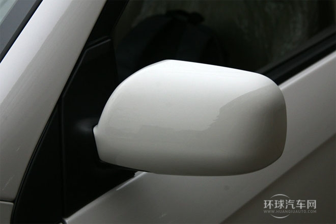 2012款 1.8L 自動尊貴型