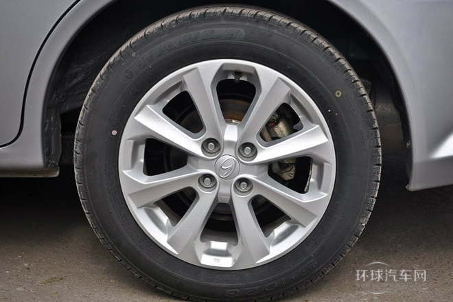 2014款 1.5L 手動豪華版