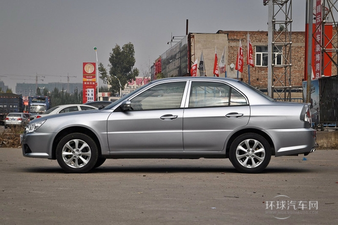 2014款 1.5L 手動(dòng)豪華版