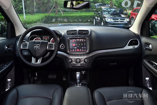 2014款 2.4L 兩驅(qū)旅行版