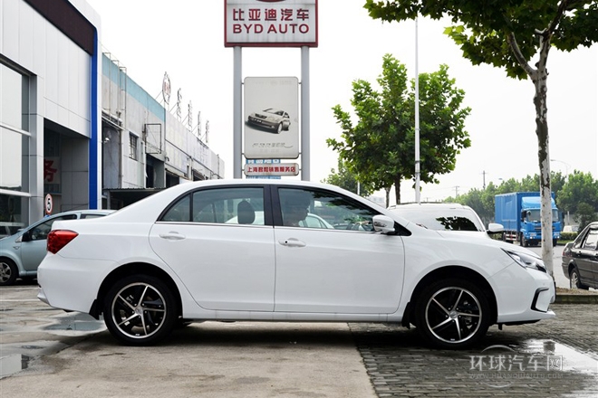 2014款 1.5T 酷黑騎士旗艦型