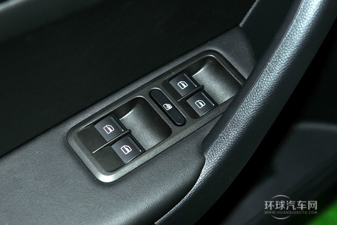 2013款 1.8T 尊享版