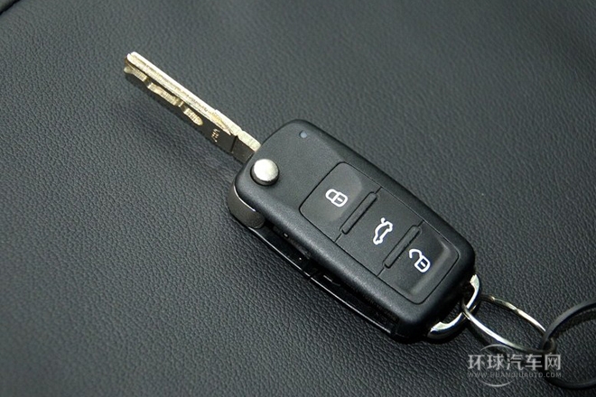 2013款 1.8T 尊貴版