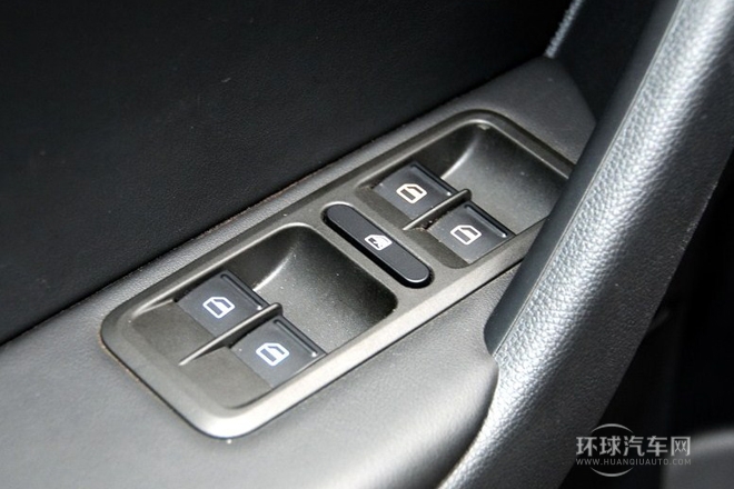 2013款 1.8T 尊貴版