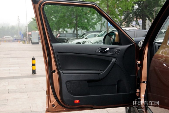 2013款 1.8T 尊貴版