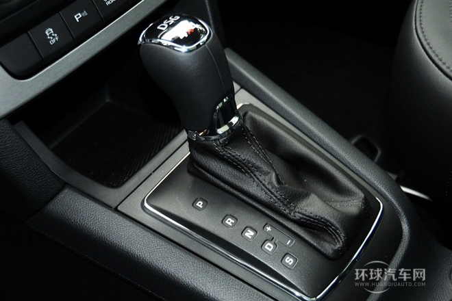 2013款 1.8T 尊貴版