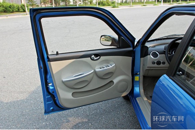 2012款 冠軍版 1.3L 手動豪華型