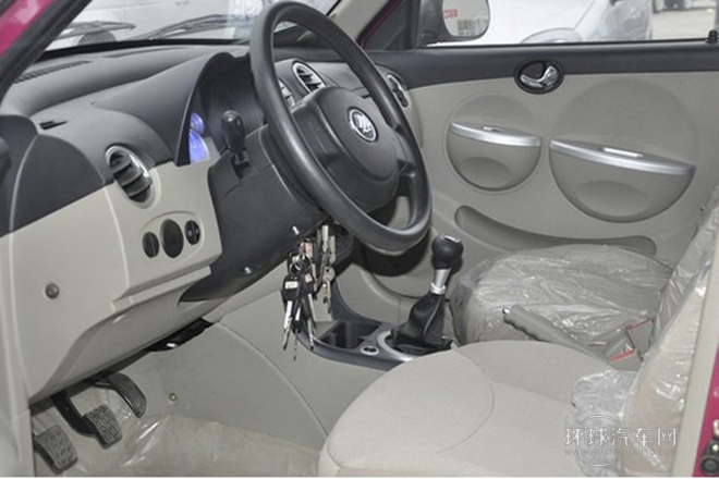 2012款 冠軍版 1.3L CVT尊貴型