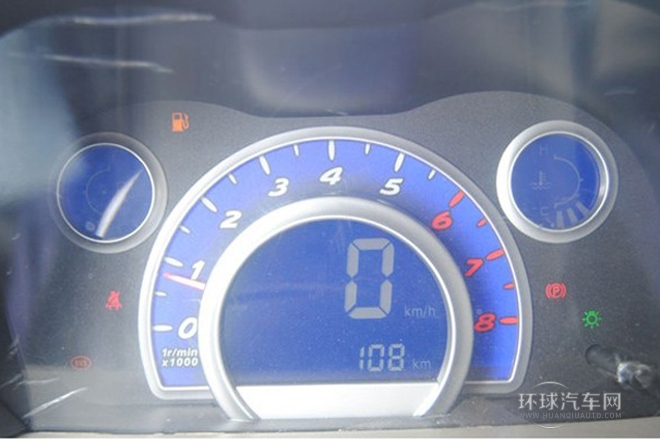 2012款 冠軍版 1.3L CVT尊貴型