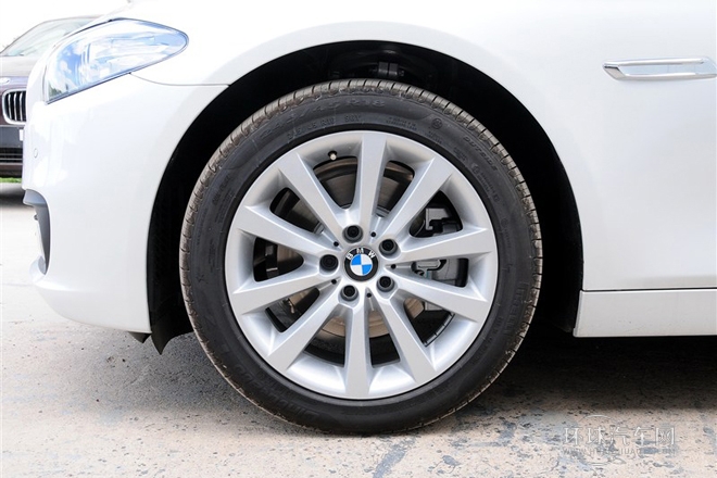 2014款 528Li xDrive領(lǐng)先型