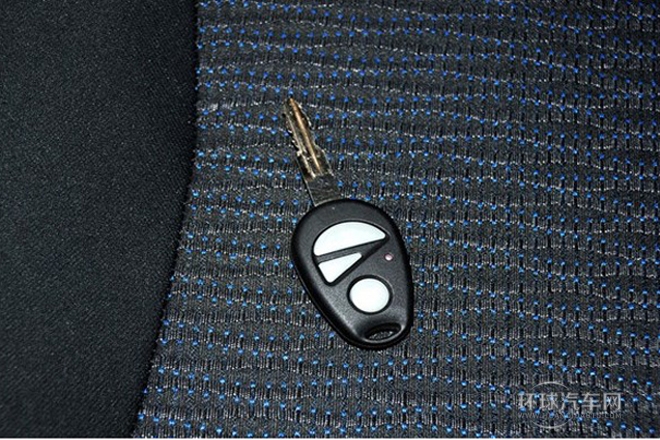 2014款 1.3L 手動舒適型