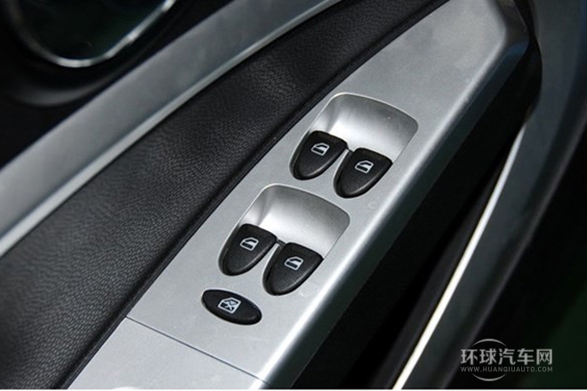 2014款 1.3L 手動舒適型