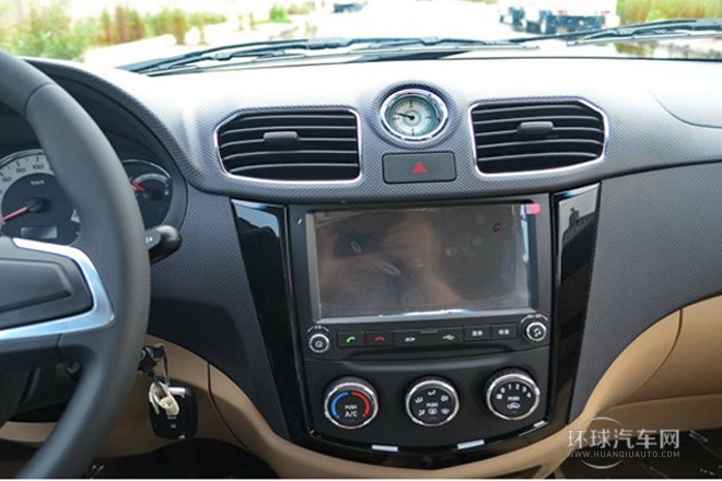 2013款 1.5L S 豪華型