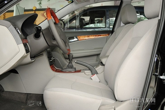 2012款 1.8L 手動(dòng)精英型