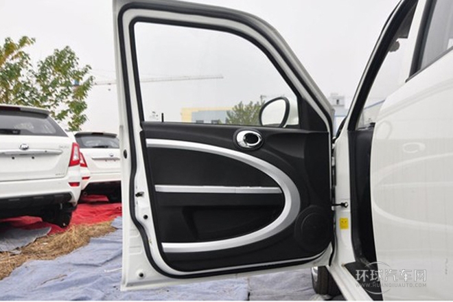 2014款 1.3L CVT豪華型