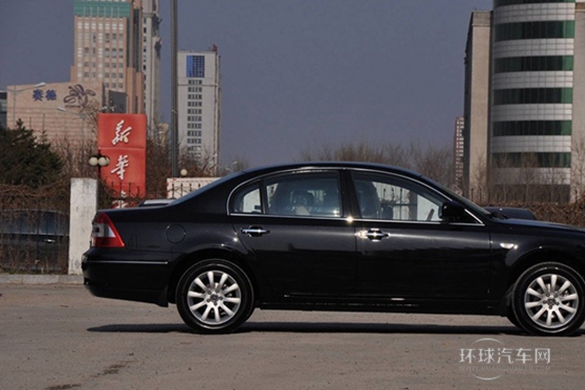 2012款 2.0L 手動(dòng)尊貴型