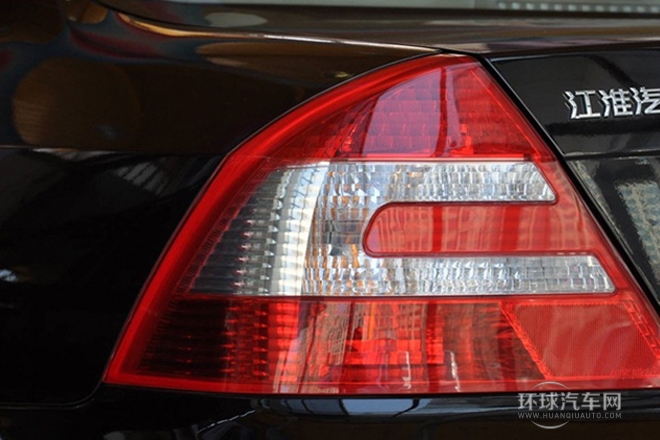 2012款 2.0L 手動(dòng)尊貴型