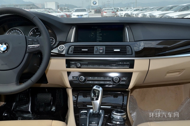 2014款 530Li 領(lǐng)先型