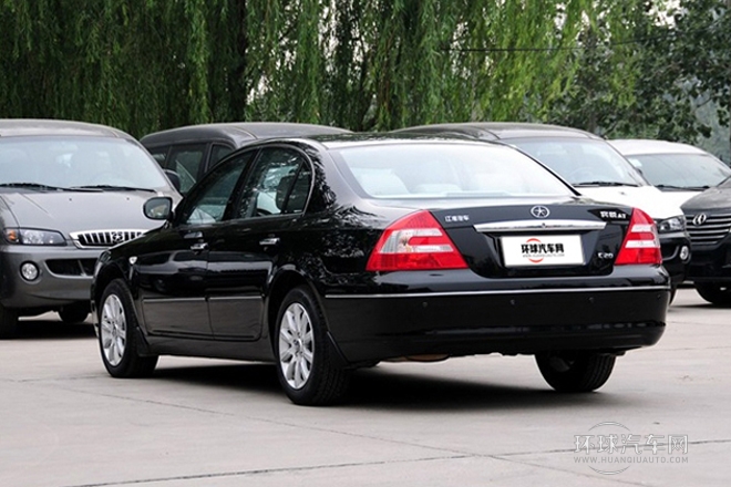 2012款 2.0L 自動(dòng)尊崇型