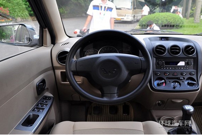 2010款 1.4L 舒適型