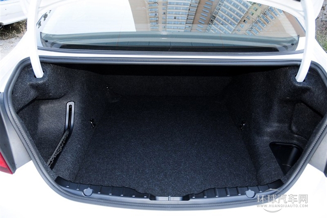 2014款 535Li 領(lǐng)先型