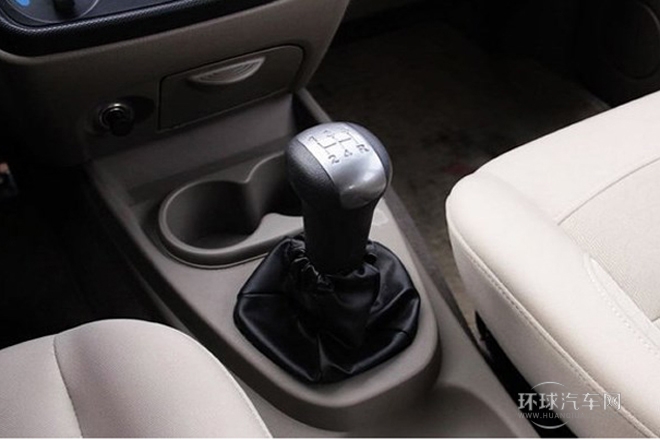 2010款 1.4L 豪華型