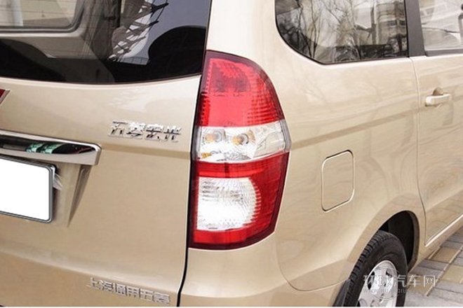 2010款 1.4L 豪華型