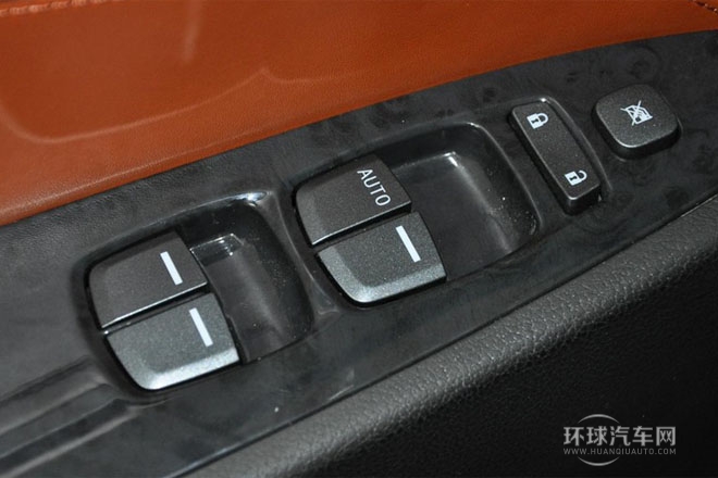 2014款 1.5T 尊貴型