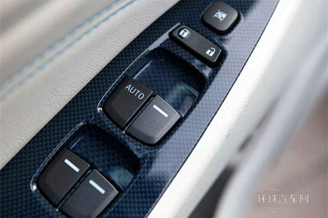 2014款 1.5T 旗艦型