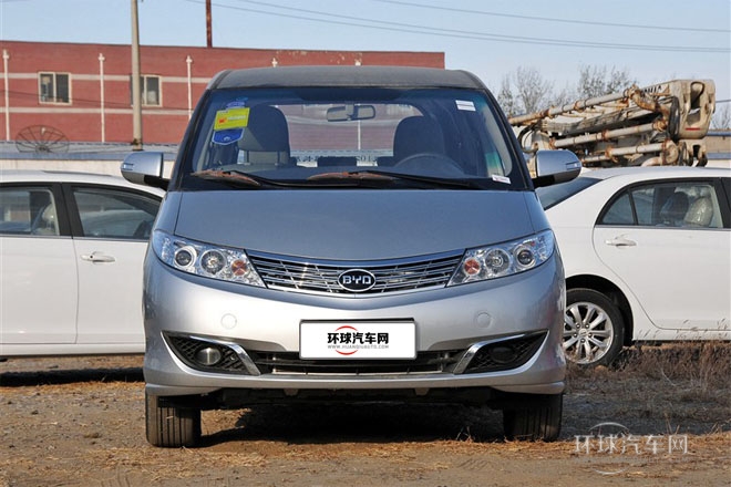 2013款 2.0L 手動舒適型