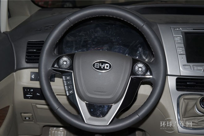 2013款 2.4L 手動舒適型