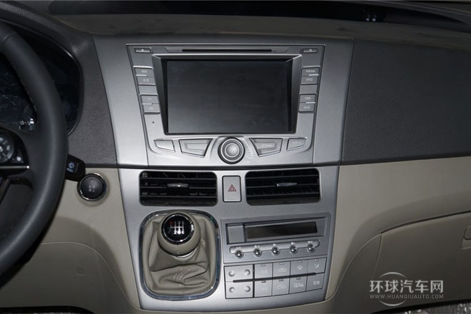 2013款 2.4L 手動舒適型