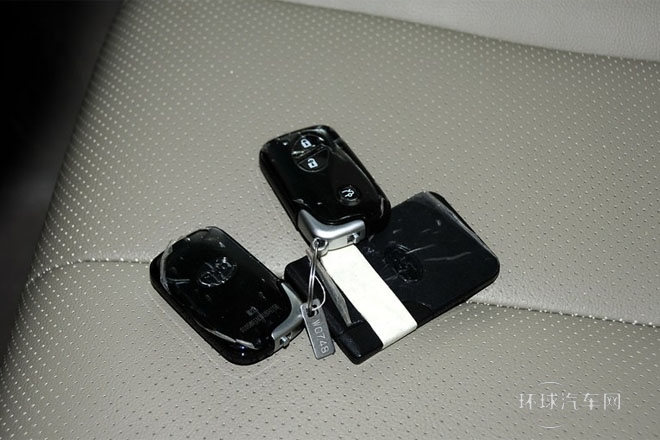 2013款 2.4L 手動豪華型