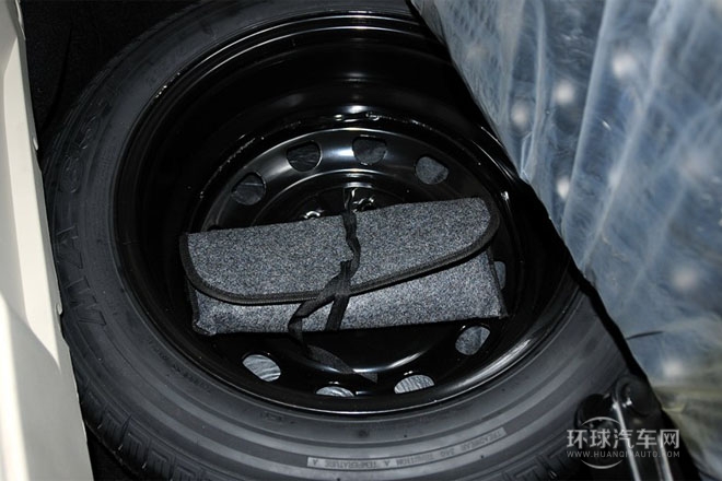 2013款 2.4L 手動豪華型