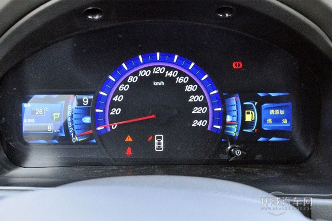 2013款 2.4L 自動豪華型