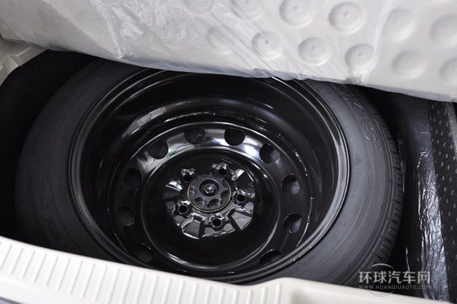 2013款 2.4L 自動豪華型