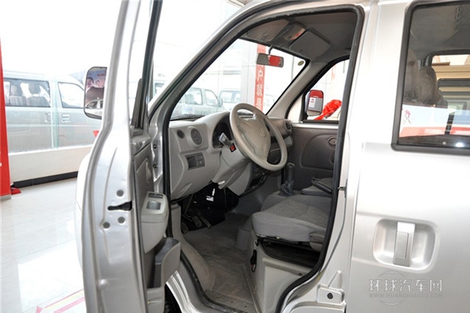 2011款 1.0L豪華型LF465Q5