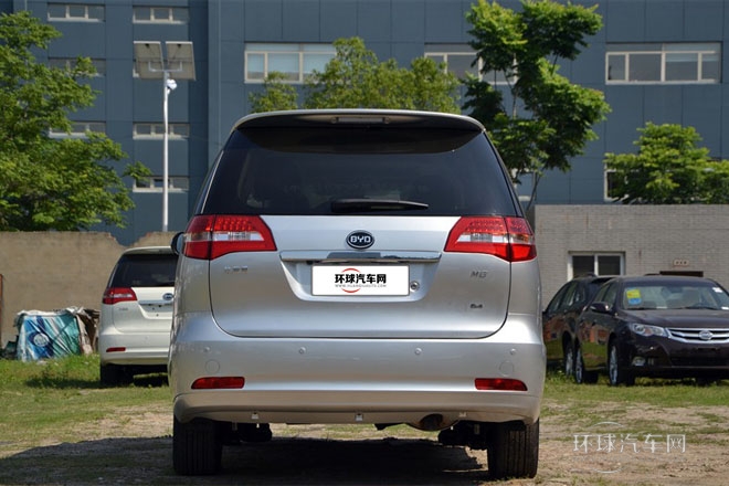 2013款 2.4L 手動尊貴型