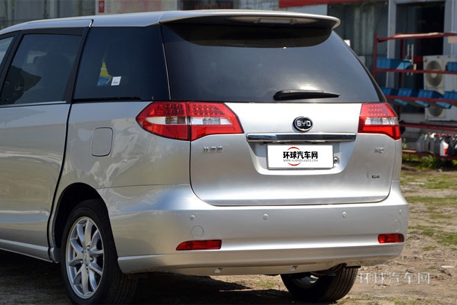 2013款 2.4L 手動尊貴型