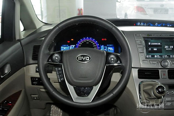 2013款 2.4L 手動尊貴型