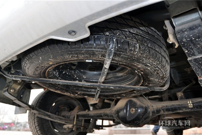 2011款 1.0L豪華型LF466Q